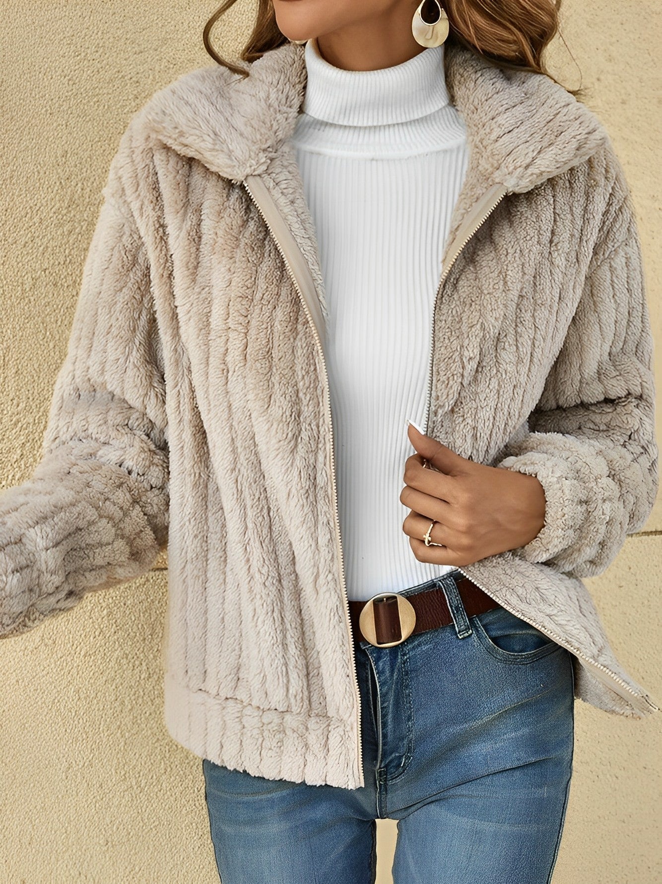 Luna – Damen Teddyfelljacke im modernen, gemütlichen Design