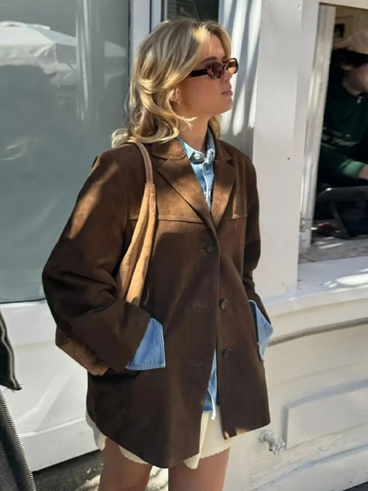 Isabelle - Chaqueta de ante marrón para mujer elegante y versátil