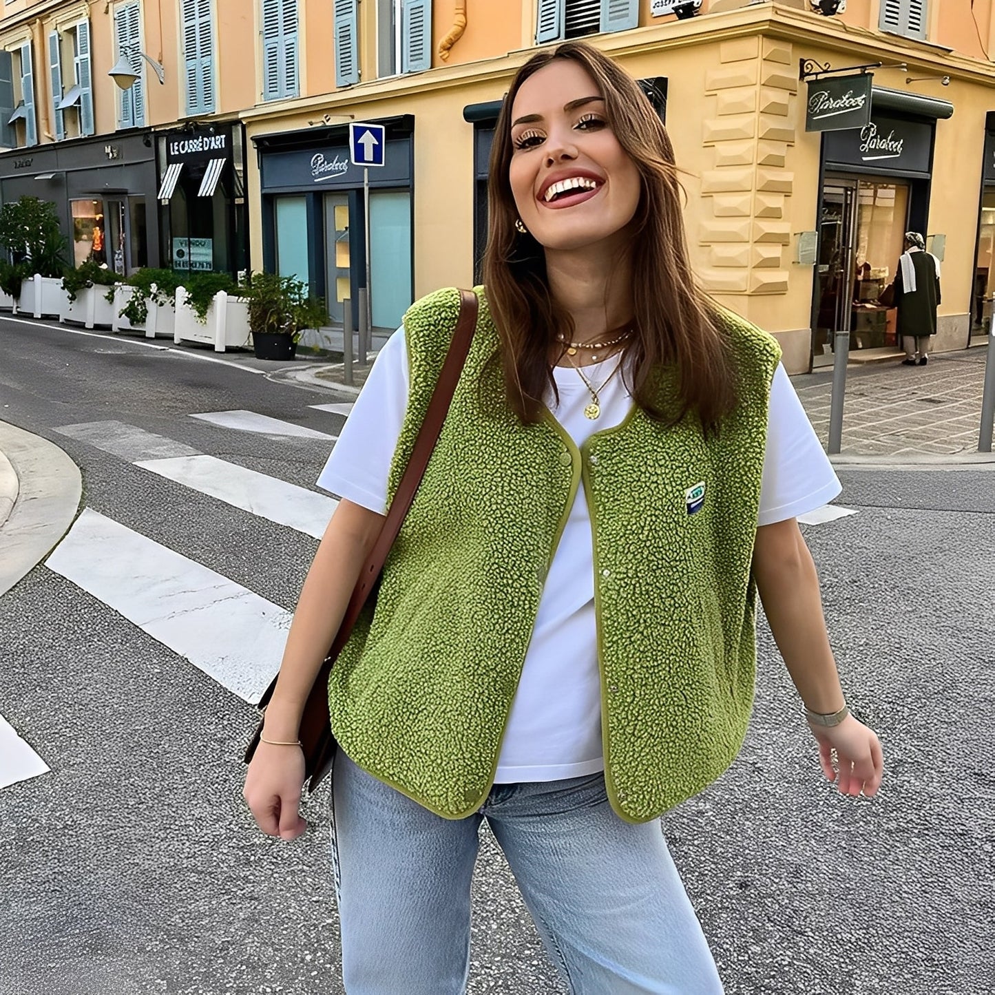 Ava - Damen Fleece Weste mit Taschen und Knopfleiste