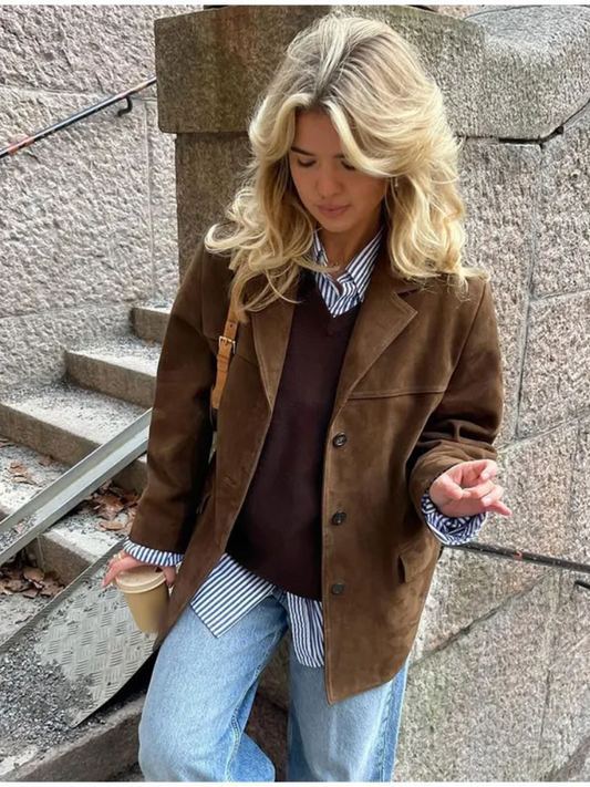 Isabelle - Chaqueta de ante marrón para mujer elegante y versátil