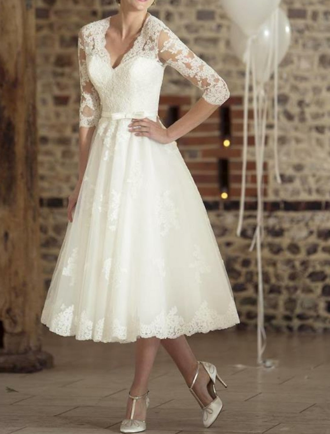 Elena – Damen Brautkleid Teelänge Spitze
