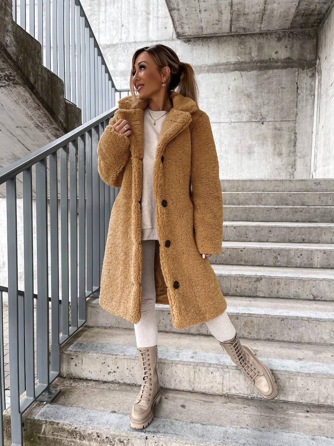 Leonie - Damen Teddy-Mantel langarm Knopfleiste Winter elegant