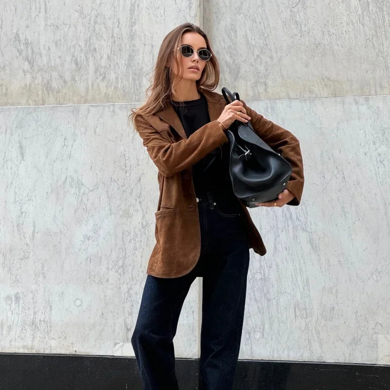 Sophia – Blazer de mujer en ante con corte