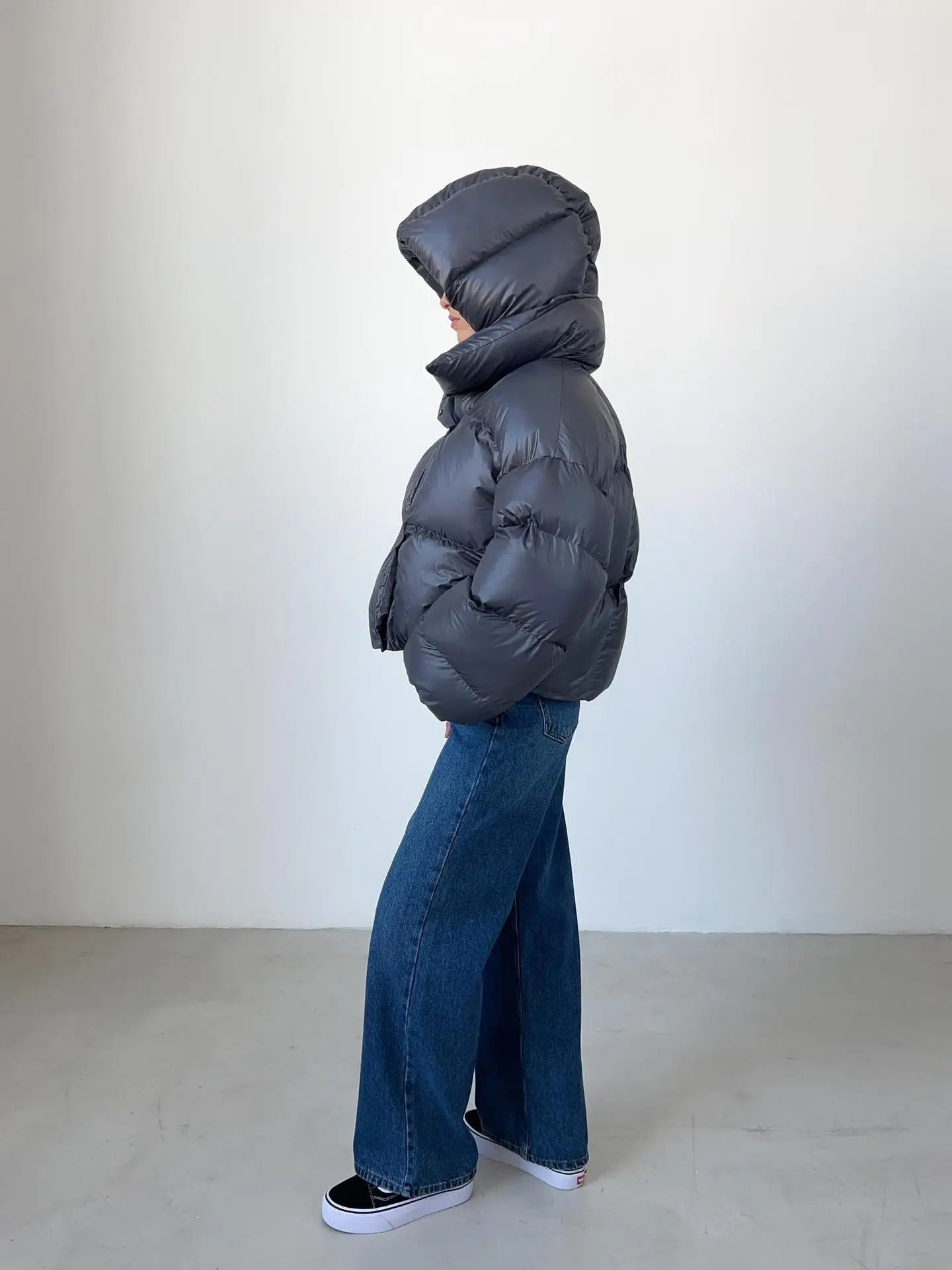 Livia - Kurze Steppjacke mit Kapuze für Damen
