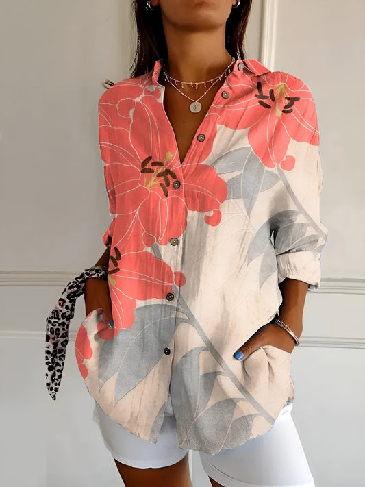 Damenbluse mit maritimem Motiv